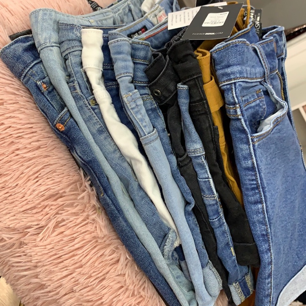 Selling in a bundle